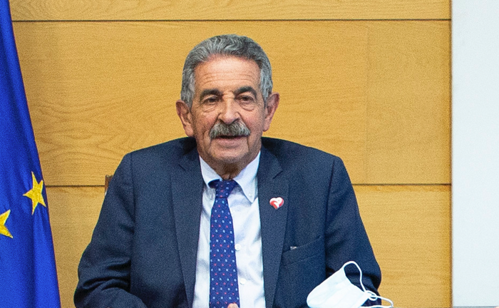 El presidente de Cantabria, M. A. Revilla. / ALERTA