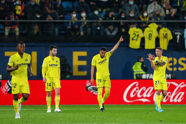 Arnaut Danjuma of Villarreal celebrates a goal with teammates during the Santander League match between Villareal CF and Valencia CF at the Ceramica Stadium on April 19, 2022, in Valencia, Spain.
Ivan Terron / AFP7 / Europa Press
19/4/2022 ONLY FOR USE IN SPAIN