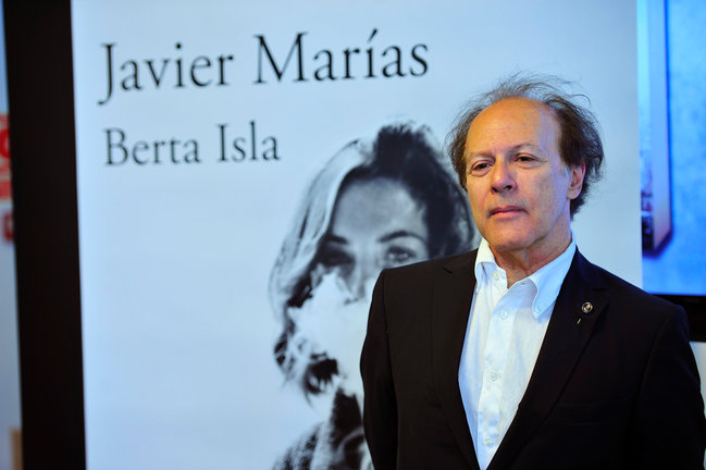El escritor Javier Marías durante la presentación de su novela "Berta Isla", en julio de 2017