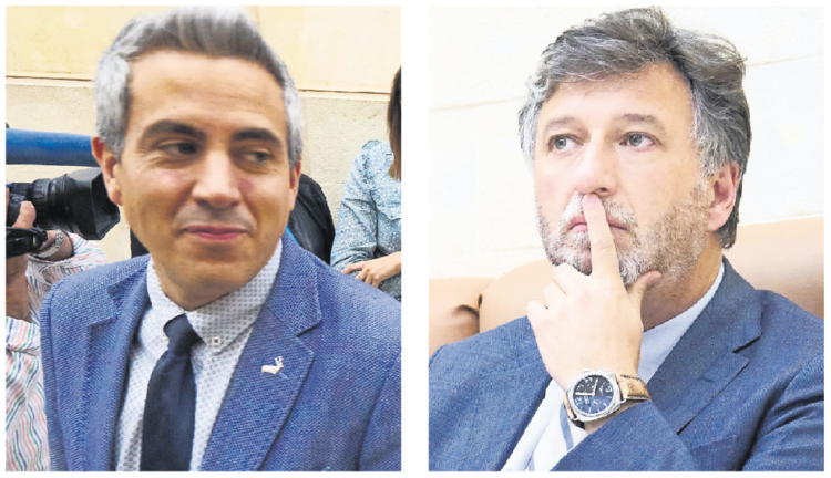 El vicepresidente Pablo Zuloaga y el portavoz de Vox en el Parlamento, Cristóbal Palacio. / SERRANO ARCE