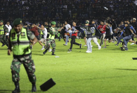 Altercados este fin de semana en el estadio Kanjuruhan de la ciudad de Malang. EFE/EPA/H. Prabowo