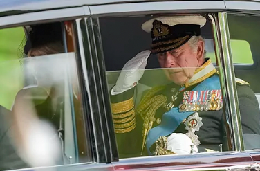 El rey Carlos III, tras el funeral de Estado de la reina Isabel II.MARTIN MEISSNERAP