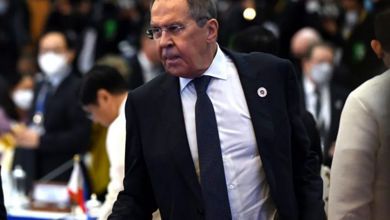 El ministro ruso de Exterior, Serguéi Lavrov, durante la cumbre. EFE/EPA/Mick Tsikas