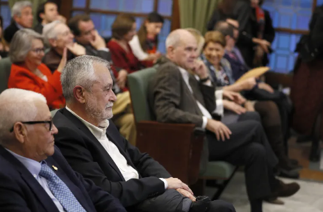 El ex presidente andaluz José Antonio Griñán (2i). EFE/ José Manuel Vidal
