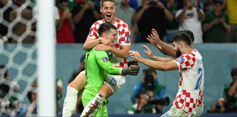 Croacia avanzó este lunes a cuartos de final del Mundial de Qatar tras derrotar a Japón en la tanda de penaltis (1-3).