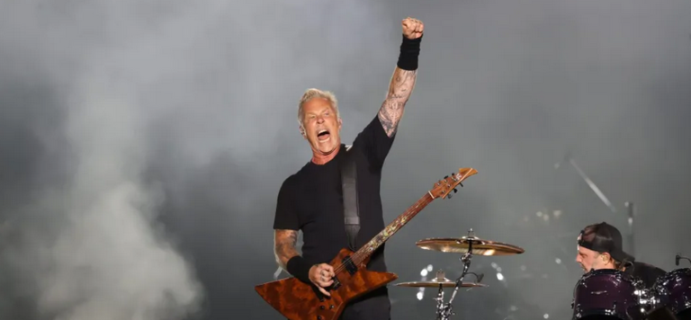 El cantante y guitarrista de Metallica, James Hetfield. EFE/Kiko Huesca