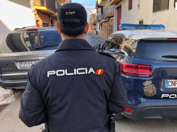 La Policía Nacional investiga la aparición del cadáver de un bebé de muy corta edad tirado en un camino de tierra en la barriada de El Fargue, en Granada capital.