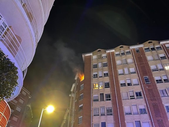 Incendio en una vivienda en Castro Urdiales.