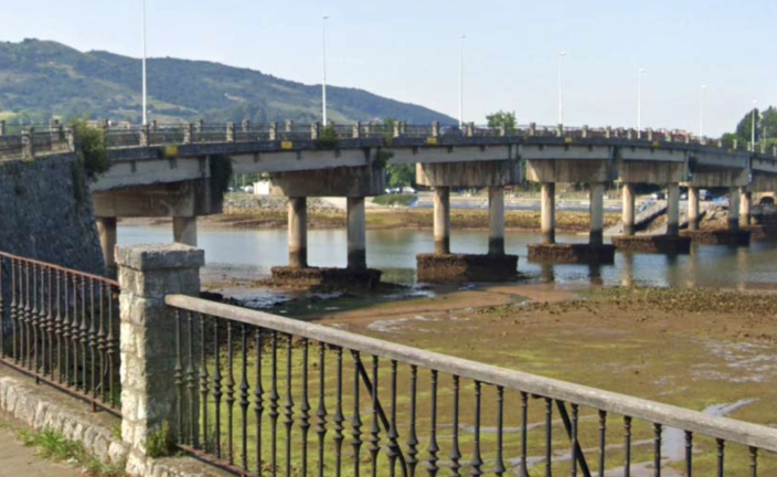 El puente sobre la ría de San Salvador, entre Astillero y Pontejos. / ALERTA