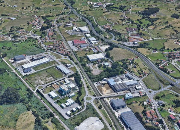 Imagen aérea de la factoría Mohes Cántabra. / Alerta