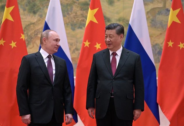 Los presidentes chino, Xi Jinping, y el ruso, Vladimir Putin. EFE / ALEXEI DRUZHININ