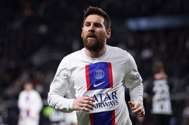 Leo Messi durante un partido con el PSG. / Jean Catuffe
