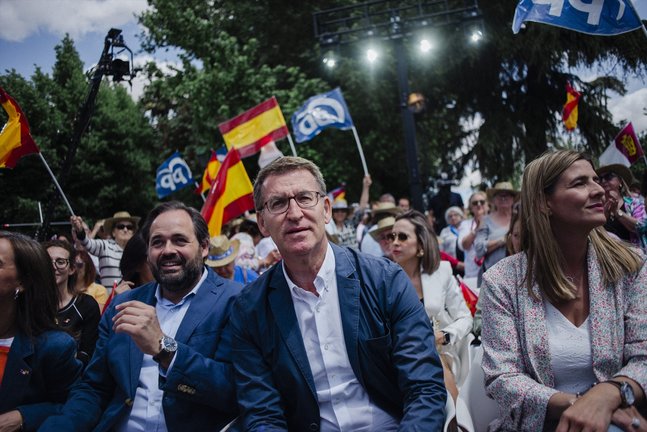 El presidente del Partido Popular, Alberto Sánchez Feijóo, en un acto público en Toledo. EP / Mateo Lanzuela