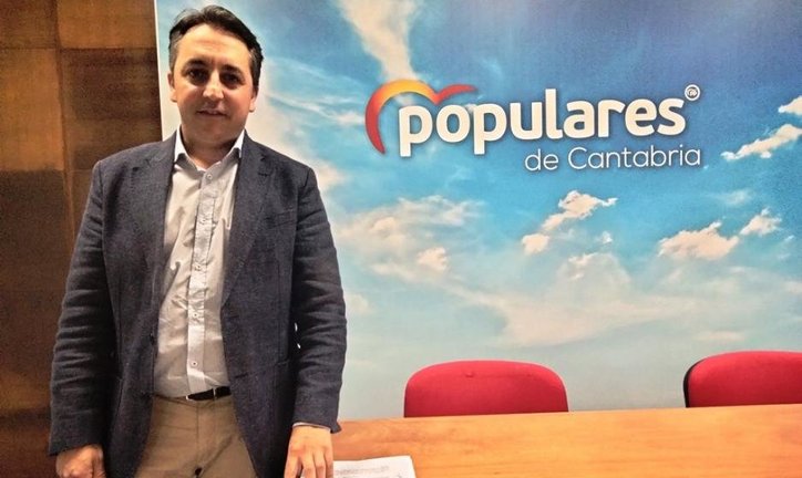 El candidato del PP en Piélagos, Carlos Caramés