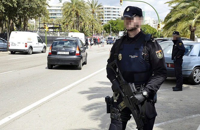 J.Serra-23-3-2020-Palma de Mallorca-Baleares-Control de la Policia Nacional en Palma.