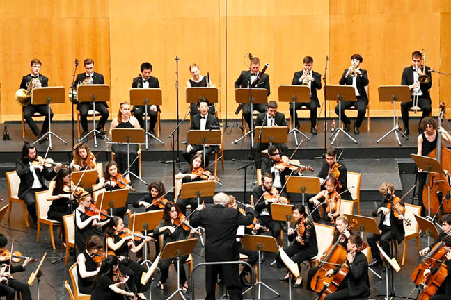 Orquesta del Encuentro Música y Academia en el Palacio de Festivales de Cantabria.
ENCUENTRO MÚSICA Y ACADEMIA
(Foto de ARCHIVO)
16/7/2021