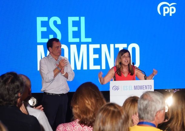 La líder del PP de Cantabria y presidenta autonómica, María José Sáenz de Buruaga ayer tras los resultados electorales.