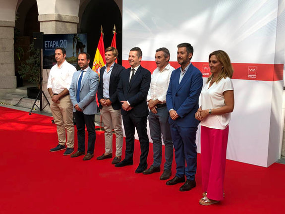 Presentación de la etapa 20 de la Vuelta 2023, que discurrirá entre Manzanares El Real y Guadarrama, en la Real Casa de Postas de Madrid.
EUROPA PRESS
22/8/2023