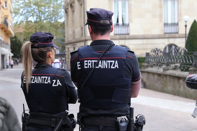 Agentes de la Ertzaintza. / ERTZAINTZA