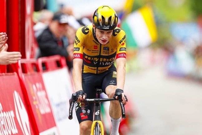 El ciclista danés Jonas Vingegaard (Jumbo-Visma) se ha impuesto en la decimosexta etapa de la 78 edición de La Vuelta a España. / ALERTA
