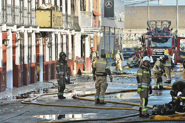 Zona en la que se produjo el incendio en una discoteca de Murcia. EFE/ Marcial Guillén