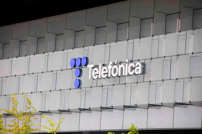 Edificio de la sede de Telefónica en Madrid, (España). / Jesús Hellín /