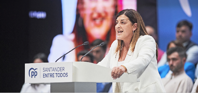María José Sáenz de Buruaga interviene durante un acto de campaña del Partido Popular. / alerta