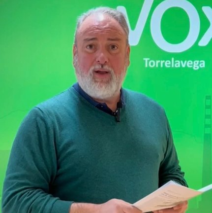 El representante de Vox Torrelavega, Roberto García Corona. / Alerta