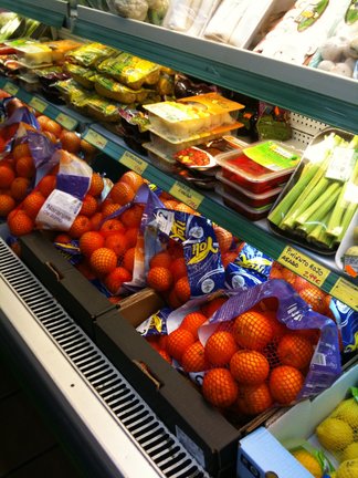 Alimentos en un supermercado. EP