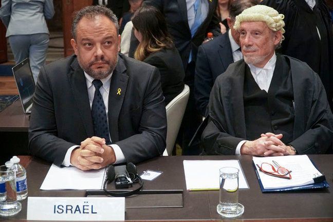 El equipo legal de Israel ante la Corte Internacional de Justicia (CIJ). EFE/ Imane Rachidi