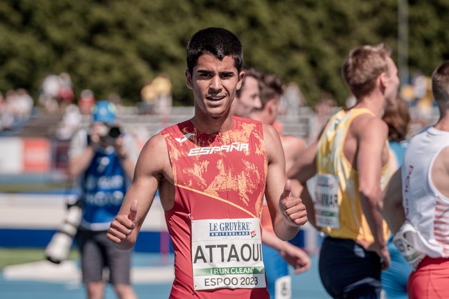 El atleta cántabro Mohamed Attaoui. / FRANCESCA GRANA