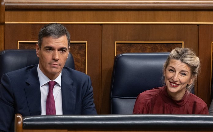 El presidente del Gobierno, Pedro Sánchez y la vicepresidenta segunda y ministra de Trabajo, Yolanda Díaz. EP / Eduardo Parra
