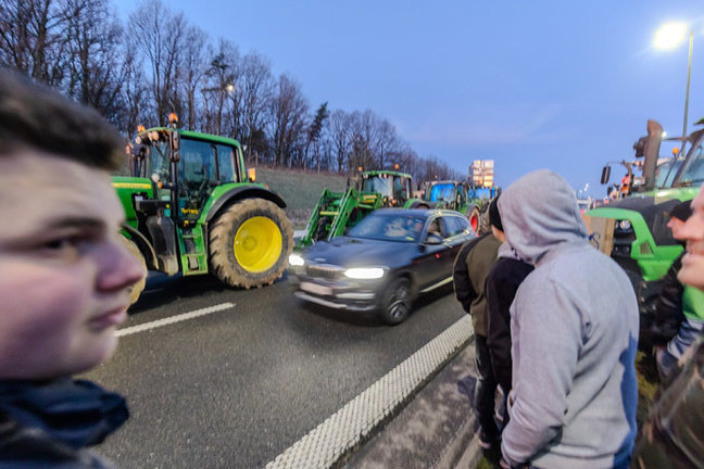 Protesta de agricultores. /Europa Press//JULIEN WARNAND
