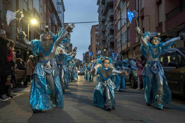 Desfile de Carnaval de Camargo. / Alerta