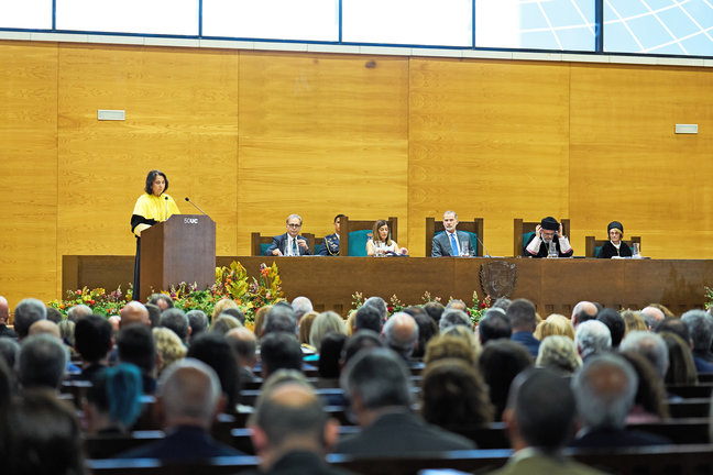 Acto de inauguración del curso de la Universidad de Cantabria con la presencia del rey Felipe VI el pasado septiembre. / J. S
