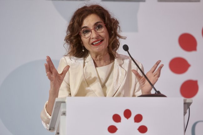 a vicepresidenta primera del Gobierno y ministra de Hacienda, María Jesús Montero. EP / Nacho Frade