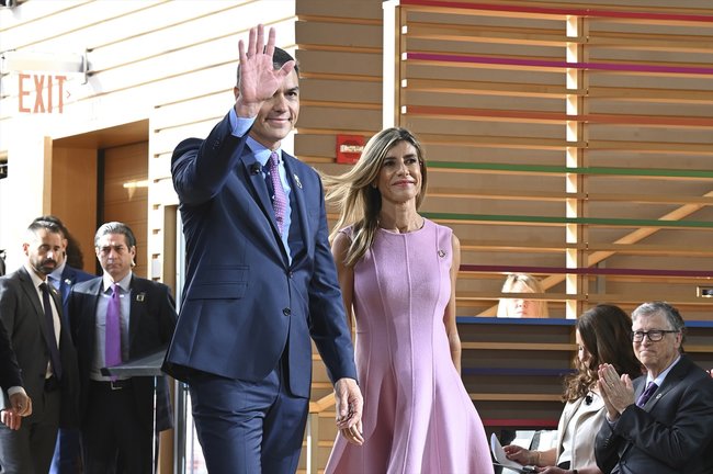 El presidente del Gobierno, Pedro Sánchez y su mujer, Begoña Gómez. EP / Archivo