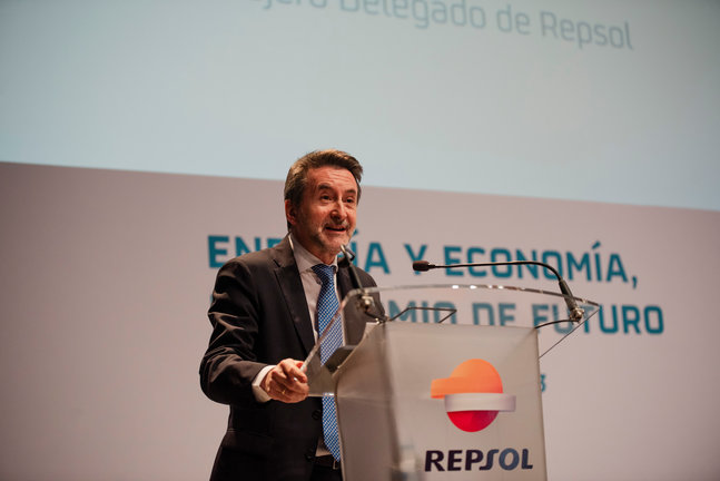 El CEO de Repsol, Josu Jon Imaz, interviene durante el World Energy Outlook. / Mateo Lanzuela