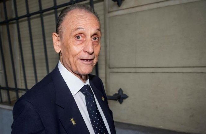 Ha muerto a los 79 años Manuel Ruiz de Lopera, inimitable presidente del Betis
