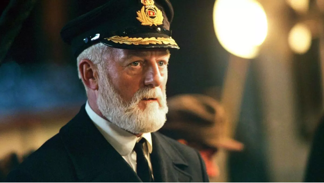 Bernard Hill interpretó al capitán Edward Smith en Titanic / / 20TH CENTURY FOX