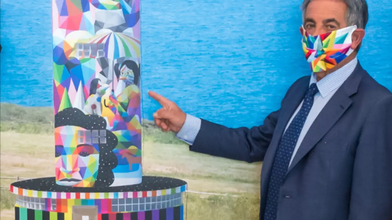 El presidente de Cantabria, Miguel &Aacute;ngel Revilla durante la presentaci&oacute;n del proyecto del Faro de Ajo. / Ra&uacute;l Lucio