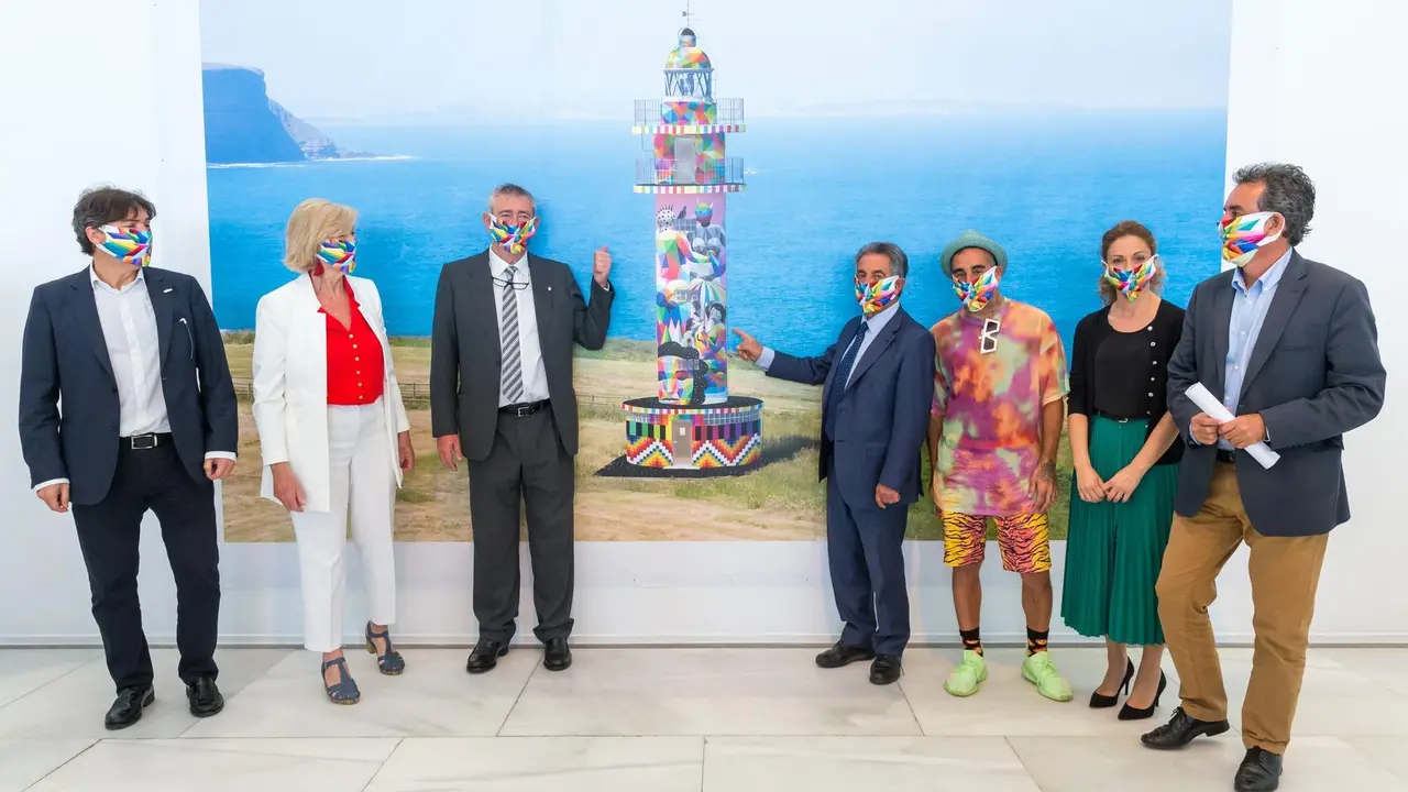  Presentaci&oacute;n de la intervenci&oacute;n art&iacute;stica de Okuda.