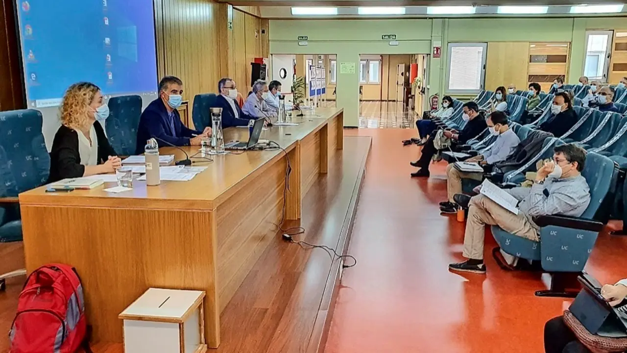 Reuni&oacute;n del Consejo de Gobierno de la UC. / ALERTA