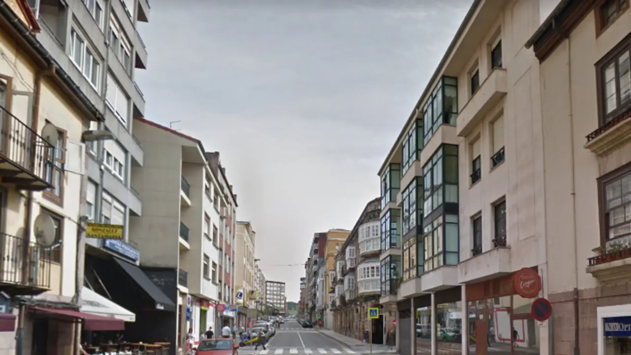 La calle Juli&aacute;n Ceballos de Torrelavega.