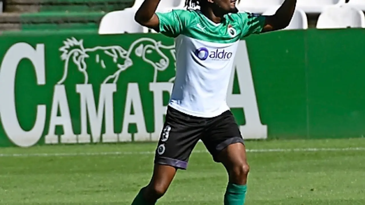 Nkaka volvi&oacute; a ser titular ayer en Fuenlabrada. / hardy