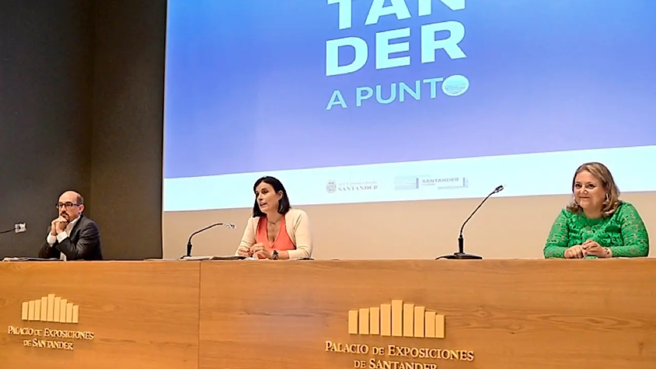 &Aacute;lvaro Lav&iacute;n, Gema Igual y Lorena Guti&eacute;rrez. / alerta