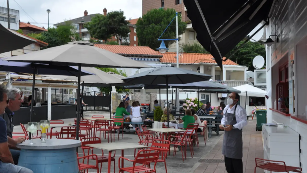 Zona de ocio gastron&oacute;mico y hostelero de Suances, Cantabria. / ALERTA
