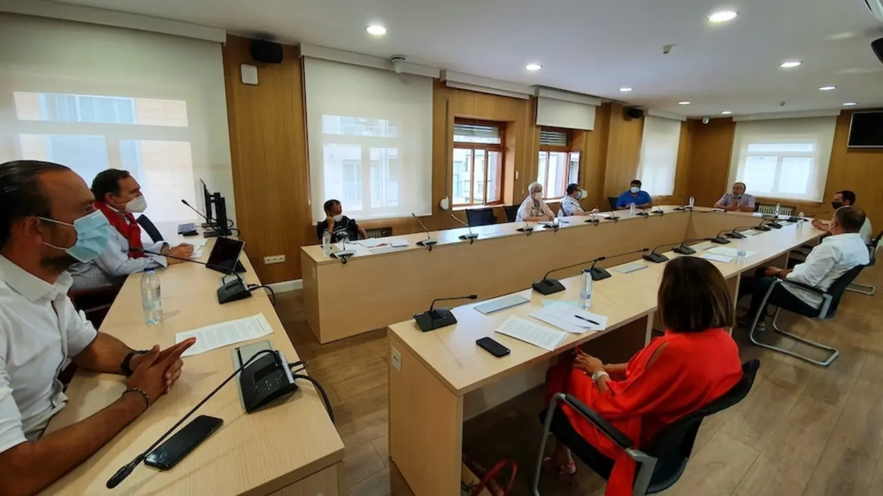 Pleno del Ayuntamiento de Torrelavega en el d&iacute;a de hoy. / ALERTA
