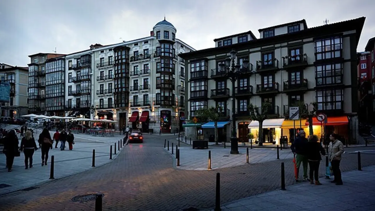 plazaa-del-ca&ntilde;adio-santander