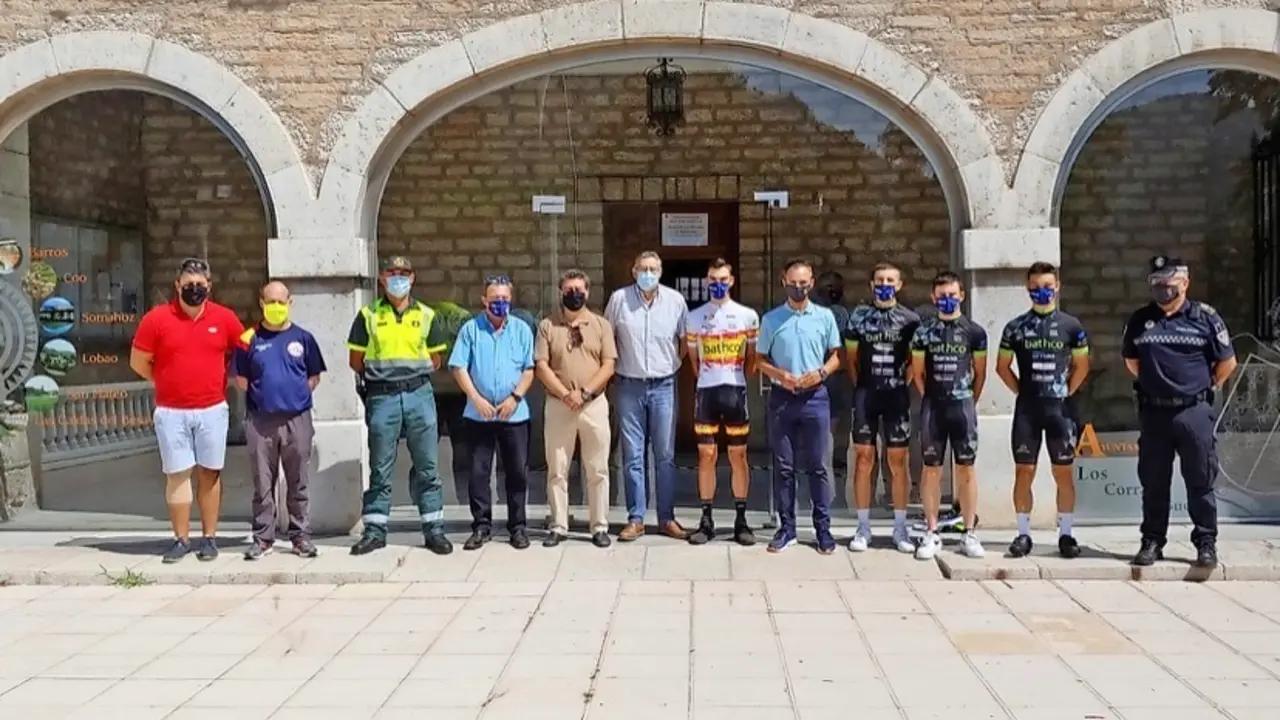El Ayuntamiento de Los Corrales de Buelna dio la bienvenida a todos los estamentos implicados en la Vuelta al Besaya.